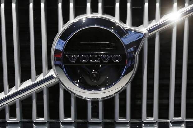 Чистая прибыль Volvo в 3-м квартале упала на 20% на фоне нехватки полупроводниковых компонентов
