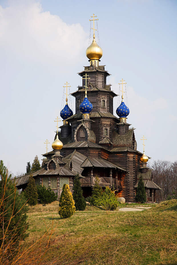 16 самых красивых русских православных храмов в мире
