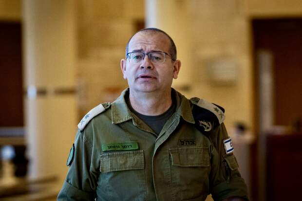 Роман Гофман: путь от рядового танкиста до главы «Моссада»