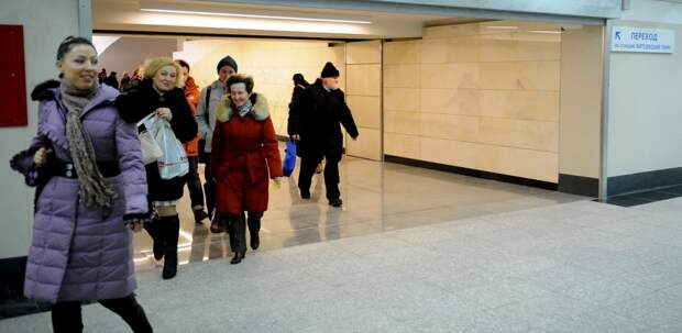 Около станции метро «Университет» обновят пешеходный переход