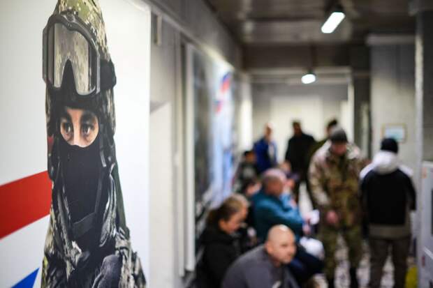 Собянин: Москва является крупнейшим центром по отправке контрактников в зону СВО