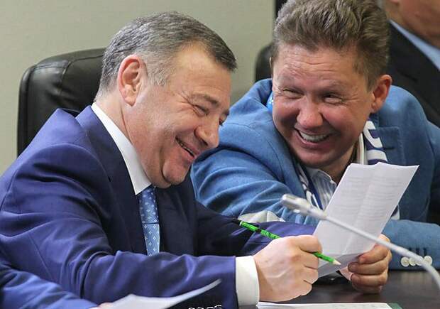 Зачем богатеям – звание «Герой Труда РФ»?