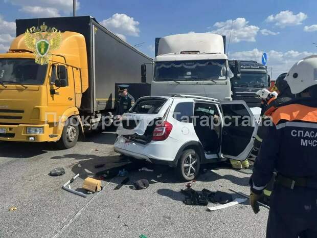 В Татарстане в ДТП с грузовиком погибли два человека