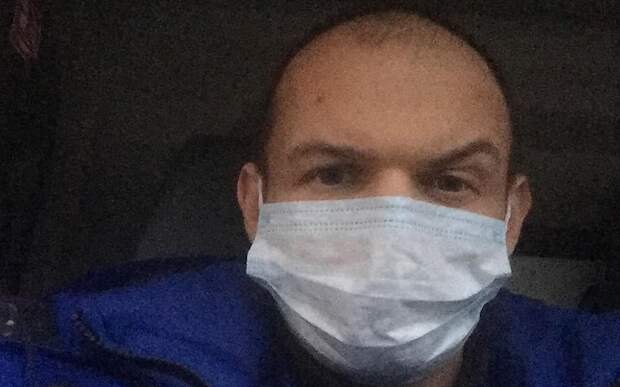 В Рязани врач застрявшей «скорой» шел через снег и 40 минут откачивал пациентку