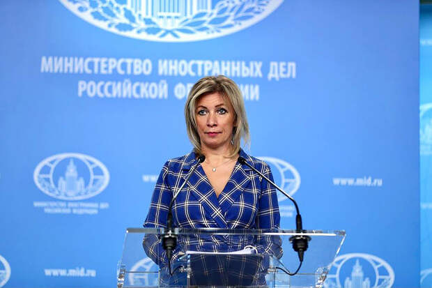 Захарова оценила травлю Познера в Грузии