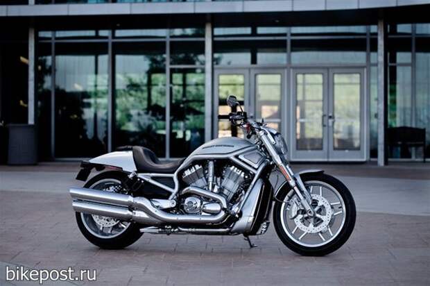 10-летний юбилей мотоциклов Harley-Davidson V-Rod