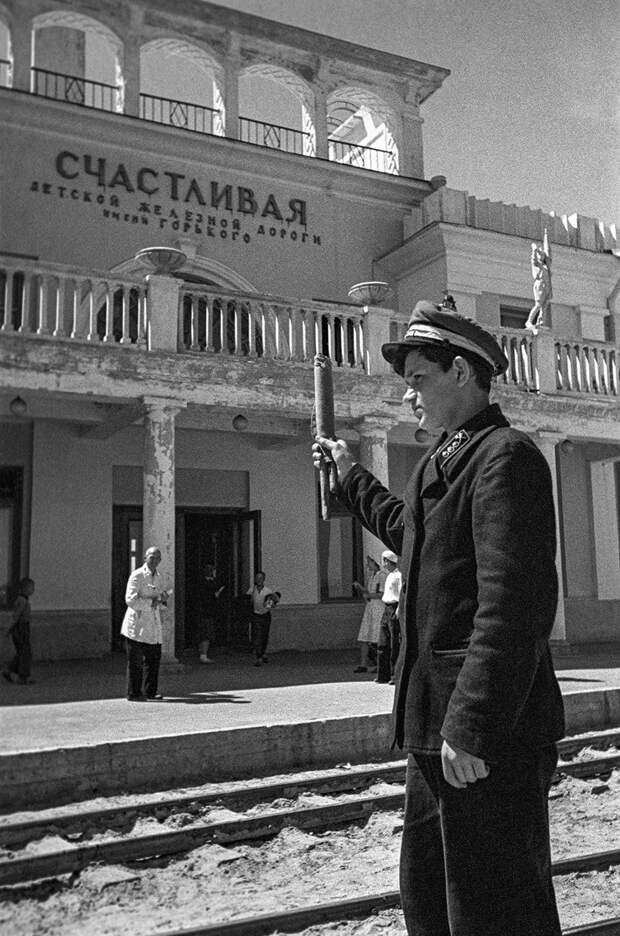 А вы знали, что в России действуют настоящие детские железные дороги? (ФОТО)
