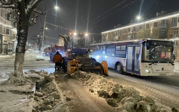 Из Рязани в ночь на 14 января вывезли еще 6 000 кубометров снега
