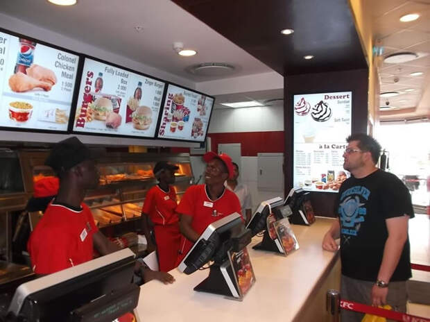 8 стран, где блюда KFC полностью отличаются