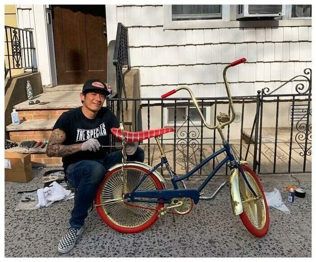 26. "Жена попросила золотой велосипед. Я купил старый велосипед Ross 70-х годов и превратил его в лоу-райдер"