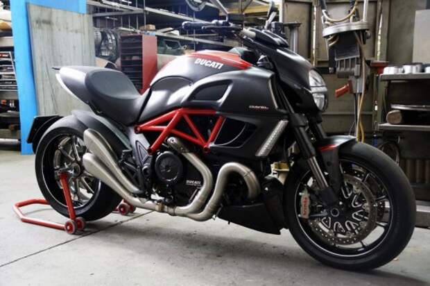 Ducati Diavel – HP Corse Ducati Diavel – HP Corse