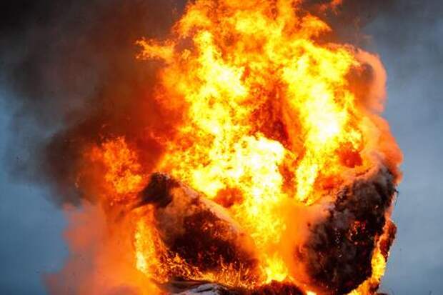 Огромный лесной пожар под Геленджиком, который тушили 300 человек, возник из-за искры