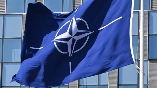 «Траурная атмосфера»: как лидеры ЕС восприняли критику НАТО от США