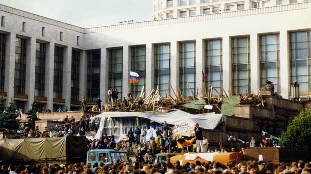 Коммунист Соловейчик назвал главной причиной поражения ГКЧП ложь о Горбачеве