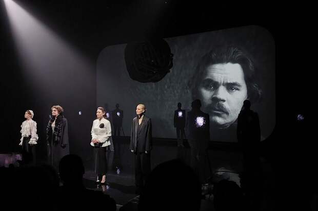 «Женские исповеди» о Горьком на сцене Театра Наций: от первой любви до официальной жены