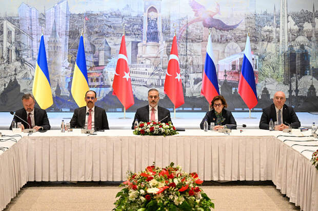 Бортник: «В Стамбуле планировалась встреча Путина и Зеленского. Но русские в последний момент отказались»