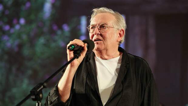 «Моя жена — мой директор»: Стоянов причислил себя к подкаблучникам