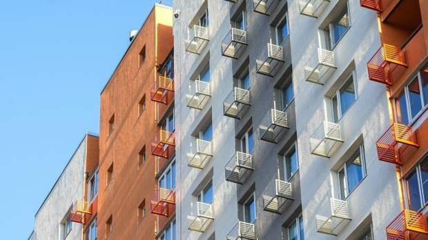 Свыше 600 фасадов жилых домов капитально отремонтируют в Москве в 2026 году