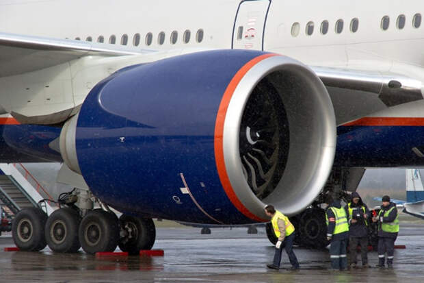 Boeing 777 двигатель