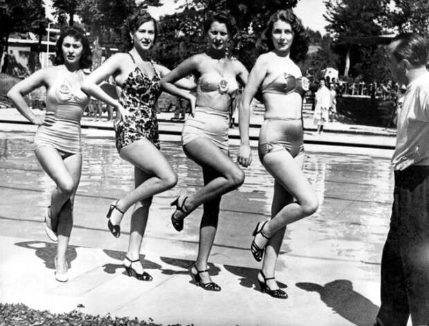 15-летняя Софи Лорен на конкурсе красоты Мисс Италия 1950