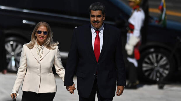 МИД России призвал США освободить Мадуро с супругой