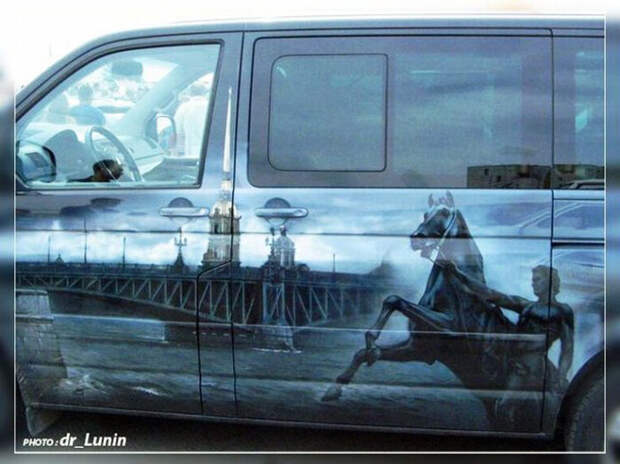 Прикольная аэрография на авто фото