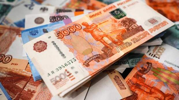 Банки почти перестали одобрять кредиты россиянам