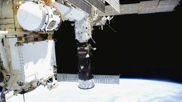В российском сегменте МКС отказала система получения кислорода