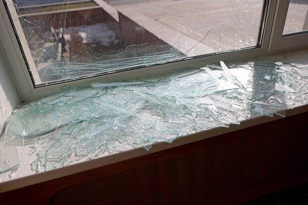 После атаки ВСУ повреждено здание избиркома Брянской области