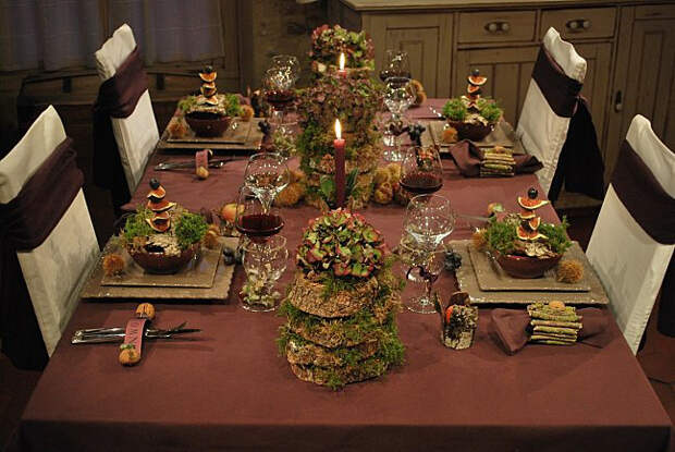 maroon-french-style-table-set32.jpg