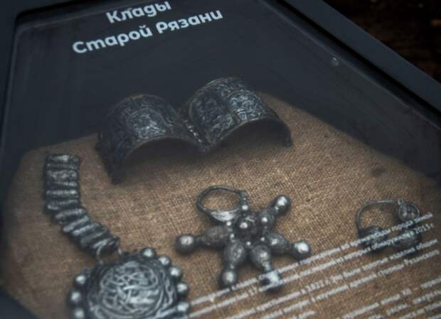 Спасск-Рязанский: «Секретики» на набережной рассказывают историю древней Рязани.