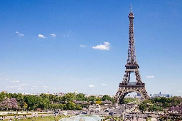 eiffel-tower-768501_640.jpg
