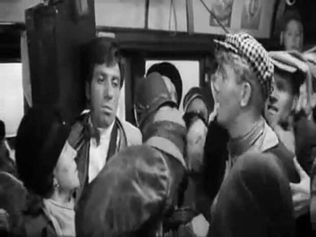 Ретрием-белый город flac. Машина времени 2004 - машинально. Машинально сел человек. Шура балаганов золотой теленок. Текст для проверки зрения вблизи.