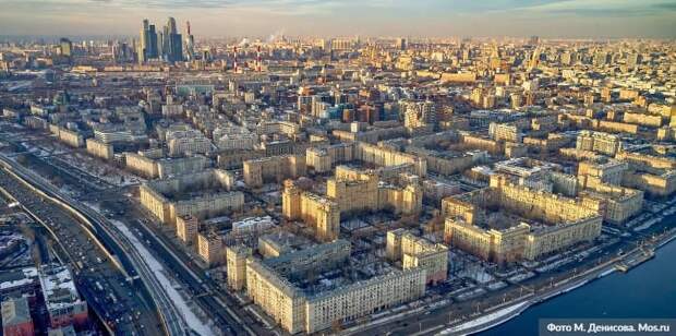 Бару «Квартира» грозит закрытие на 90 суток за нарушения мер против COVID-19 / Фото: М.Денисов, mos.ru