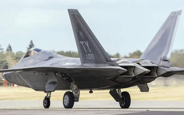 Размышления о всемогуществе F-22 «Раптор» в свете последних решений ВВС США