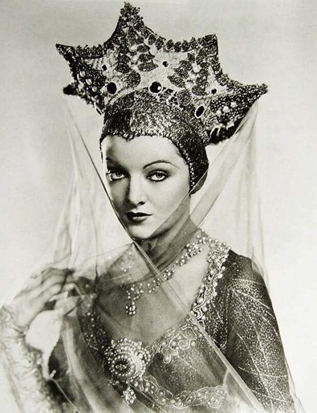 Мирна Лой, американская актриса 1930-х годов