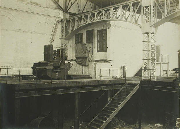 15. Вид части одного из цехов завода. 14 декабря 1909
