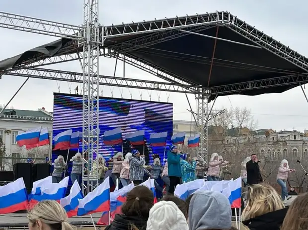 Забайкальцы "Zа Мир − без нацизма": в Чите прошёл музыкальный телемарафон