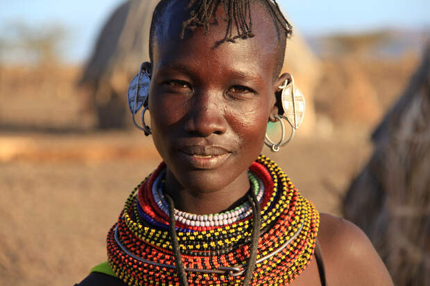 Самбуру. Проживают на территории Кении. Численность не превышает 160 тыс. человек. (chuck holton)
