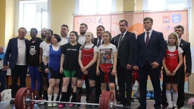 Спортсменка из Калининграда выиграла первенство России по тяжелой атлетике 