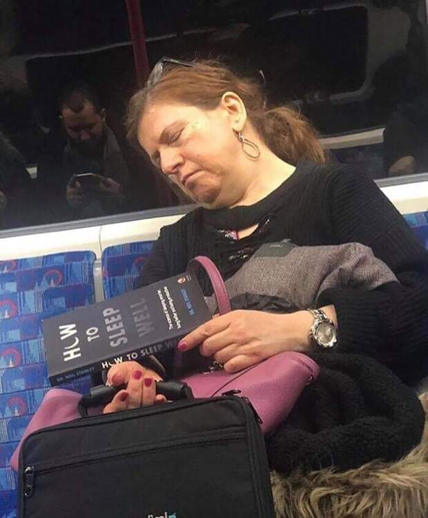 Название книги - "Как хорошо спать" Название книги - "Как хорошо спать"