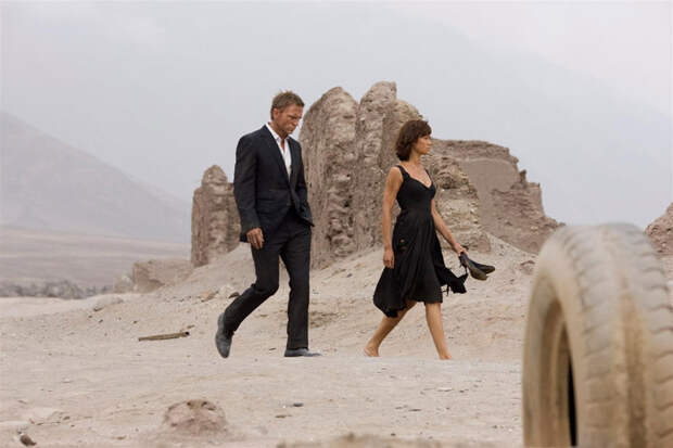 Ольга Куриленко (Olga Kurylenko) в фотосессии Грега Уильямса (Greg Williams) (2008), фото 21