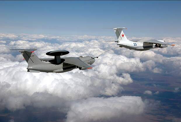Два основных спецварианта Ил-76: заправщик Ил-78 и «летающий радар» А-50