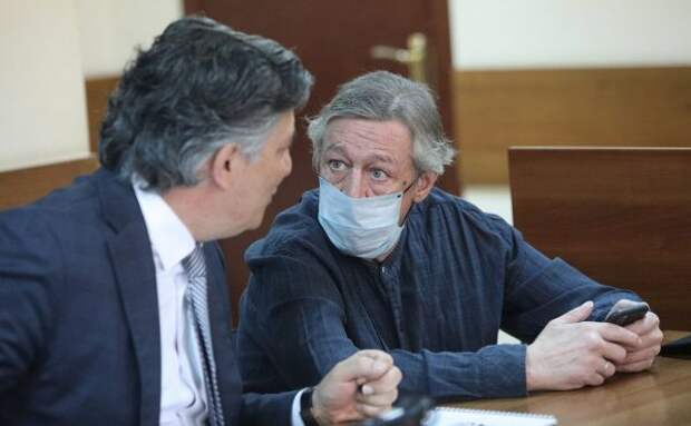 Ефремов не признает вину в ДТП