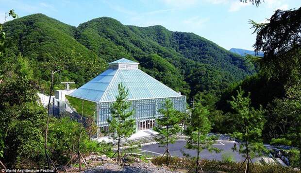 9. Храм со стеклянной крышей Light of Life Church, Южная Корея World Architecture Festival необычные храмы, факты