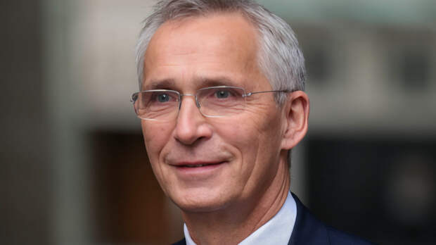 Бывший генеральный секретарь НАТО Столтенберг призвал к диалогу с Россией