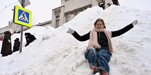 Прыжок в большой сугроб: антропология «Миусской дюны»