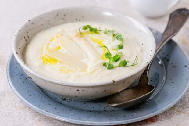 Весенний крем-суп из картофеля и спаржи