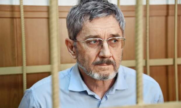 Экс-зампреда ЦБ Корищенко приговорили к семи годам по делу о хищении активов "Инвестбанка"