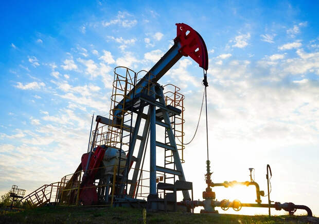 США начнут выпускать из стратегического резерва 172 млн баррелей нефти на следующей неделе